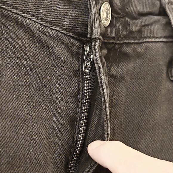 Recycled cotton low rise premium distressed denim - Picture 3 of 4